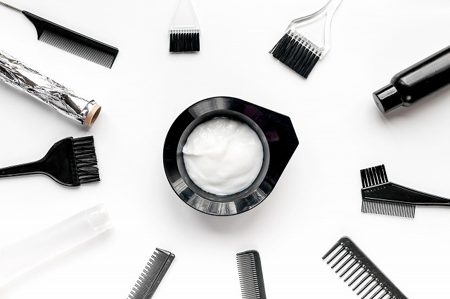 カラーはしたいけれど髪・頭皮へのダメージが気になる